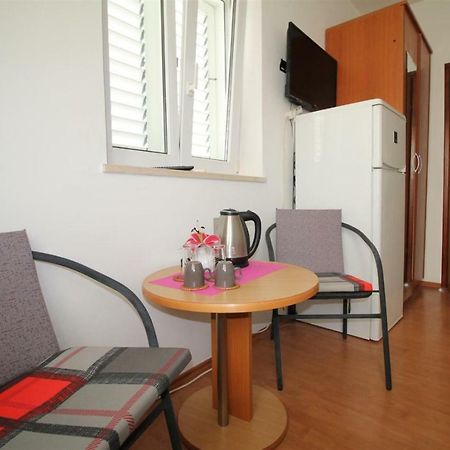 Private Accommodation Carevic Dubrovnik Eksteriør billede